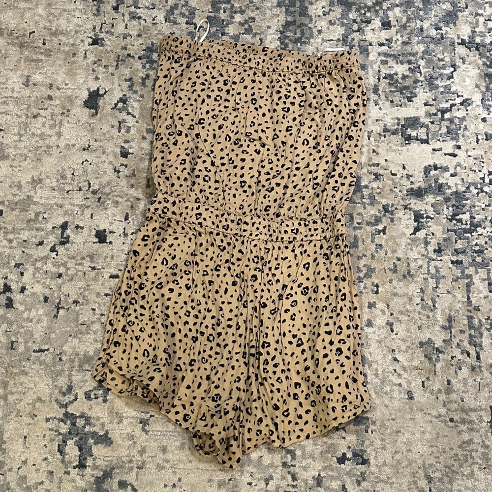 Sunday Best Cheetah Print Strapless Romper Tan Black Smocked Small